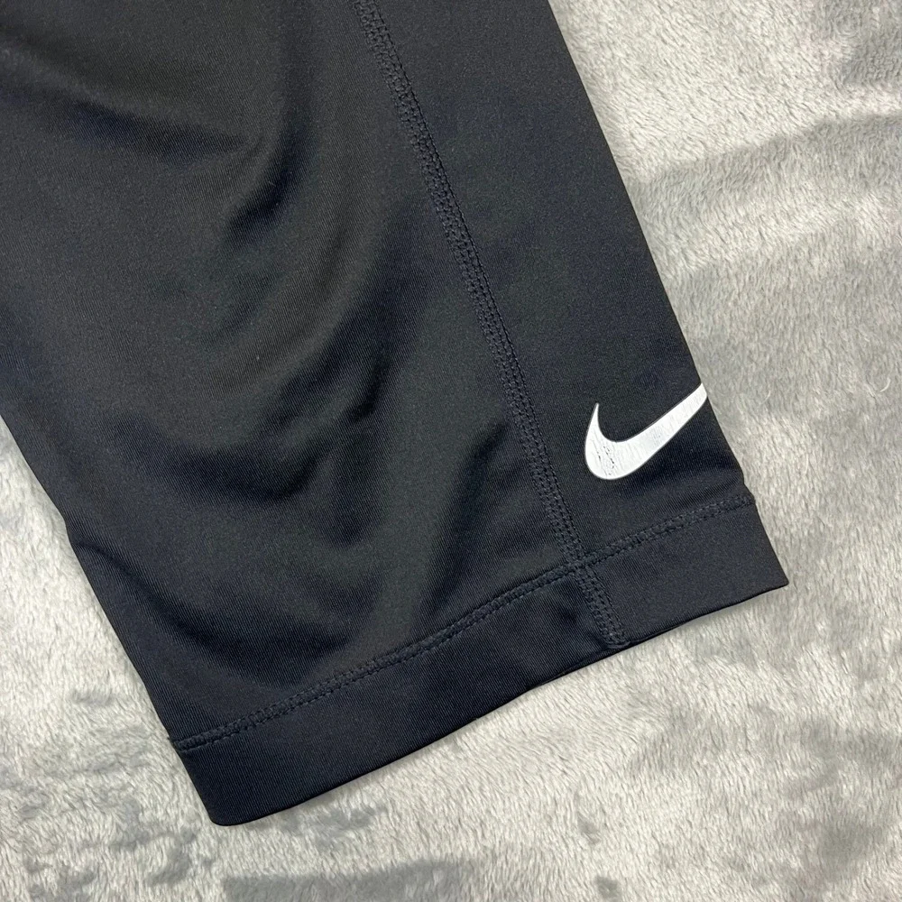 NIKE Cropped Leggings Women Medium Black Compression Dri Fit Pants Running Yoga